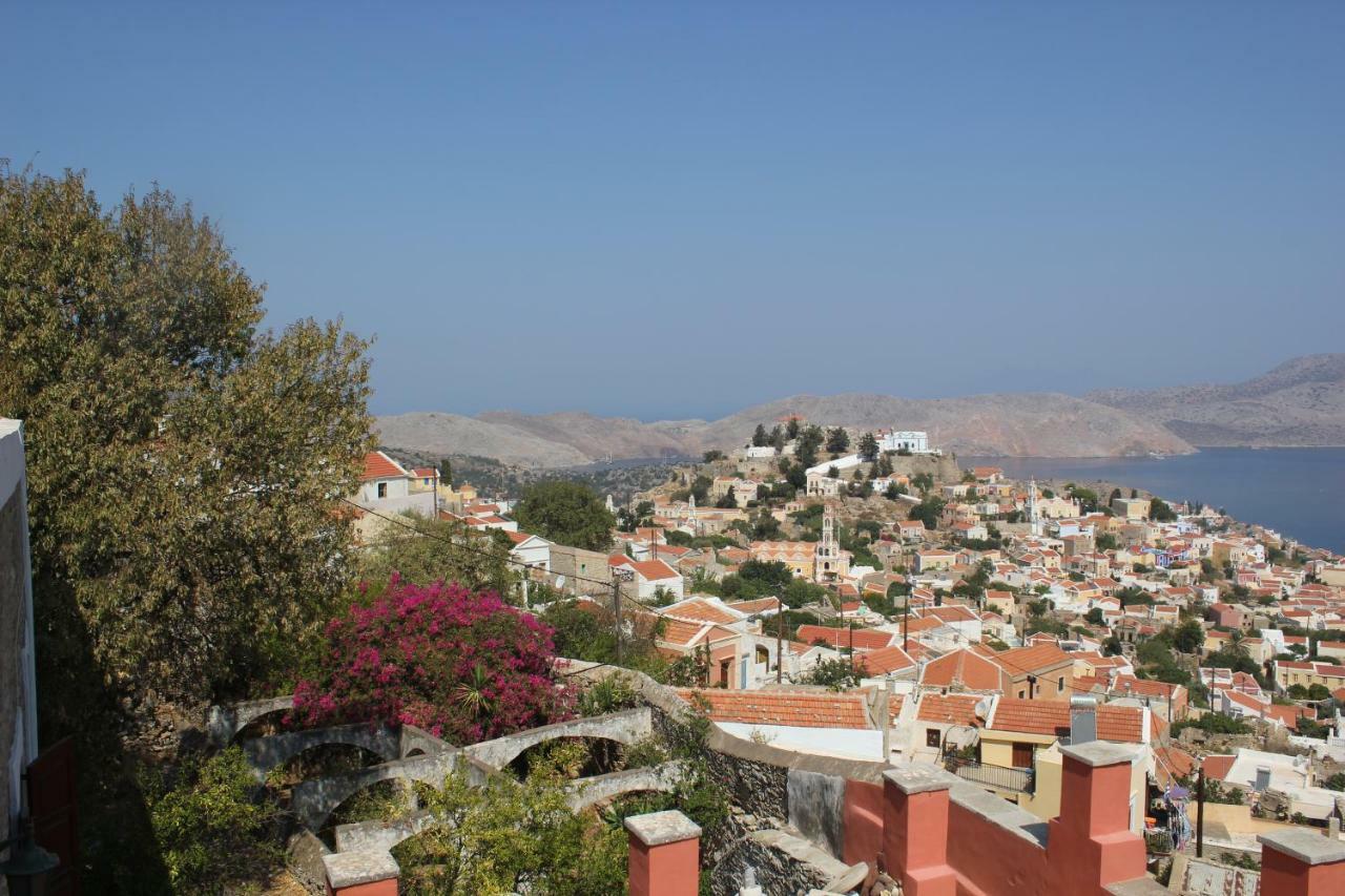 فيلا Astradeni سيمي المظهر الخارجي الصورة